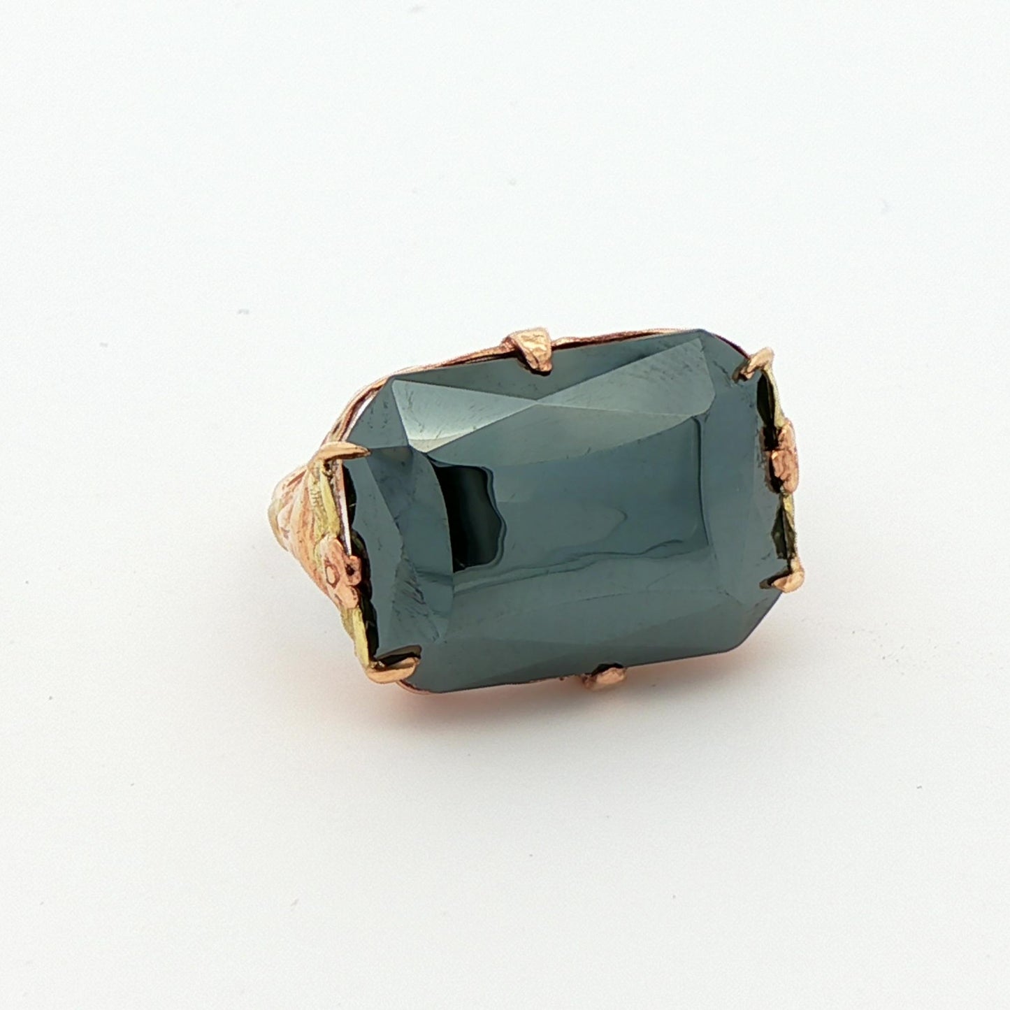 10K Yellow + Green Gold Natural Hematite Ring 1920s Art Deco