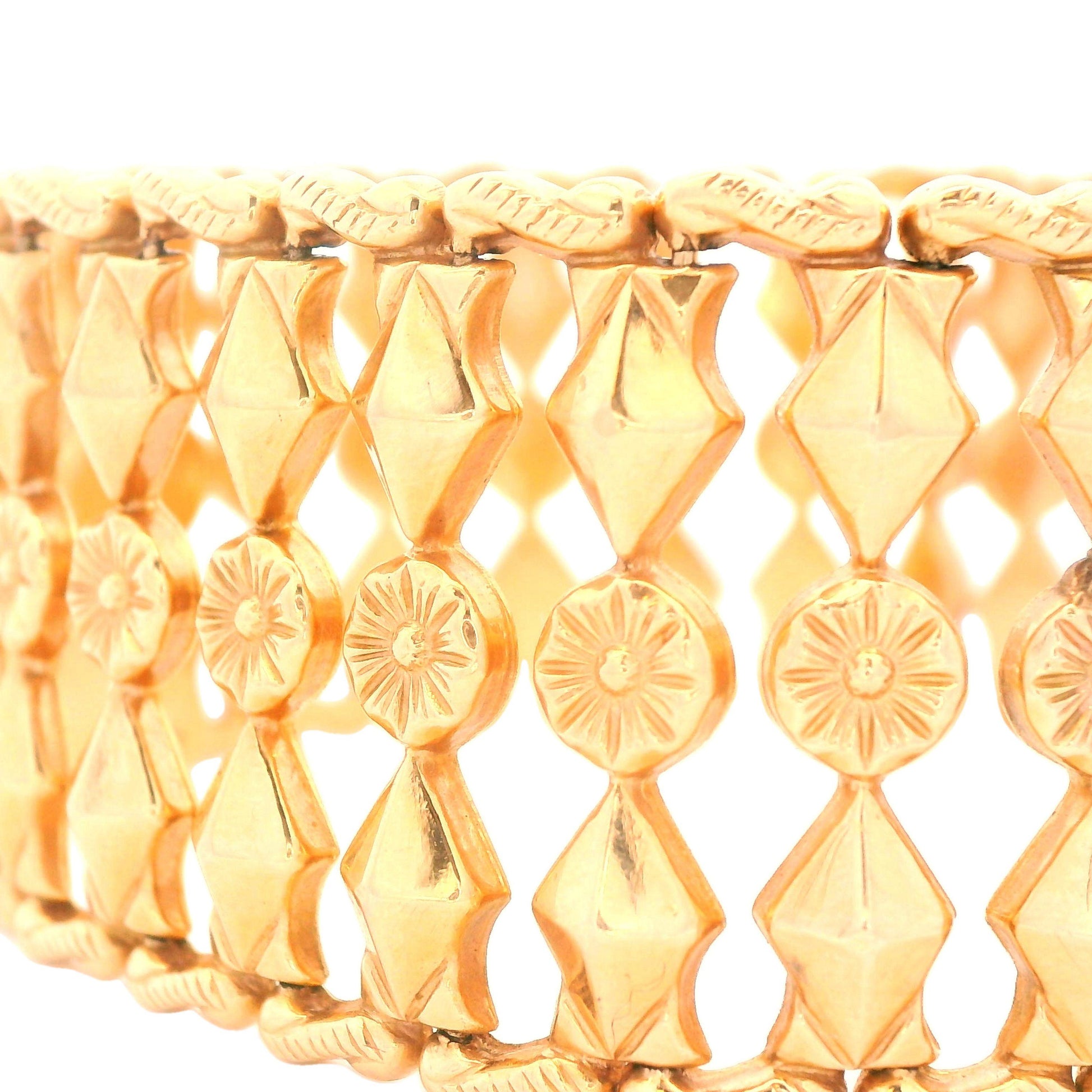 1950s 18k Yellow Gold Italian Fancy Link Bracelet 1 Inch Wide