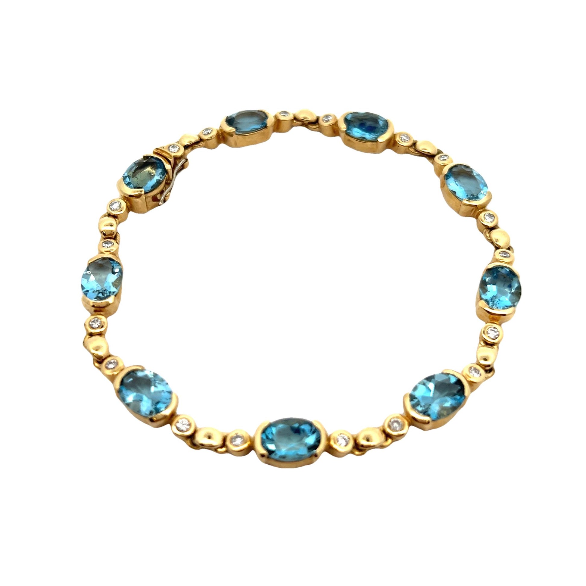 Contemporary 18k Yellow Gold H. Stern Aquamarine & Diamond Bracelet