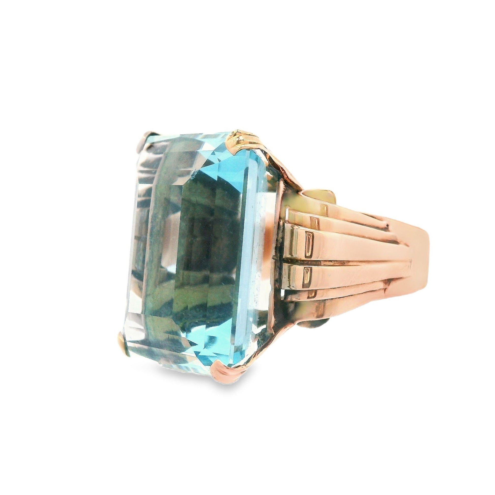 28+ Carat Natural Aquamarine and 18k Rose Gold Art Deco Ring