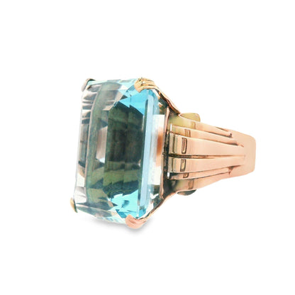 28+ Carat Natural Aquamarine and 18k Rose Gold Art Deco Ring
