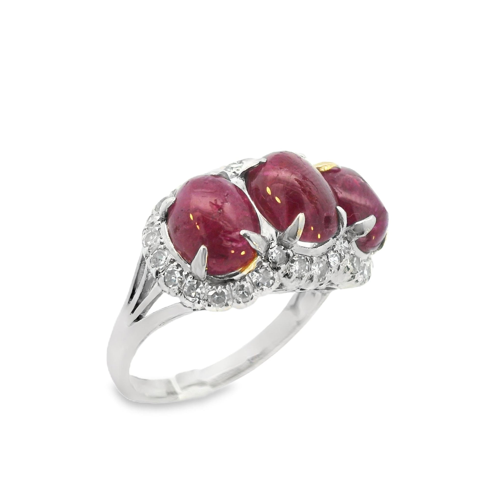 Vintage18k White Gold Ruby & Diamond Ring (9.0+CT Ruby)
