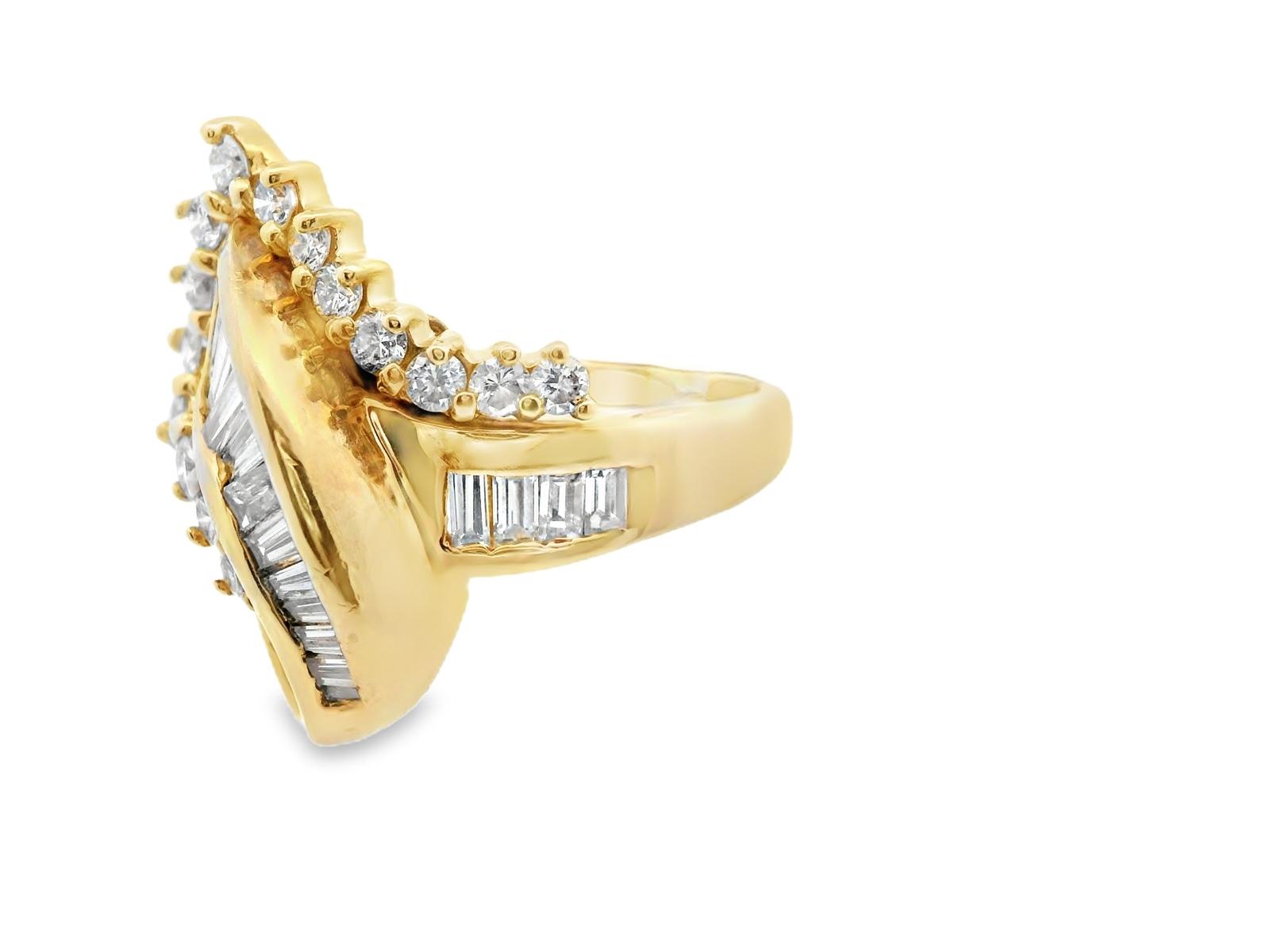 14k Yellow Gold Baguette and Round Diamond Cluster Ring