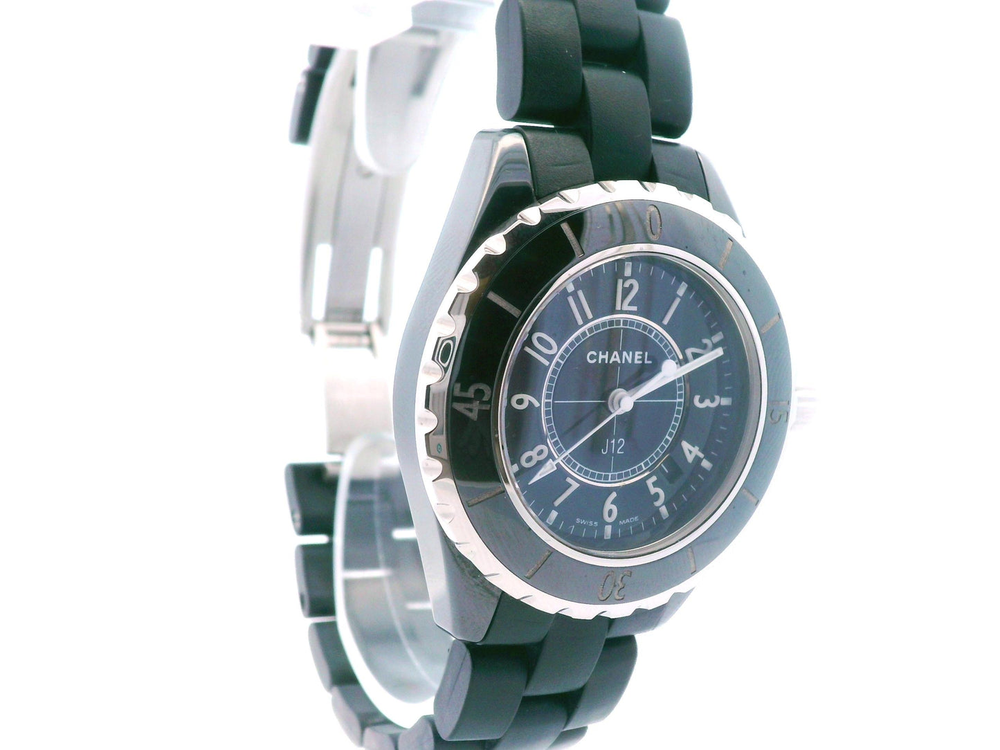 Chanel J12