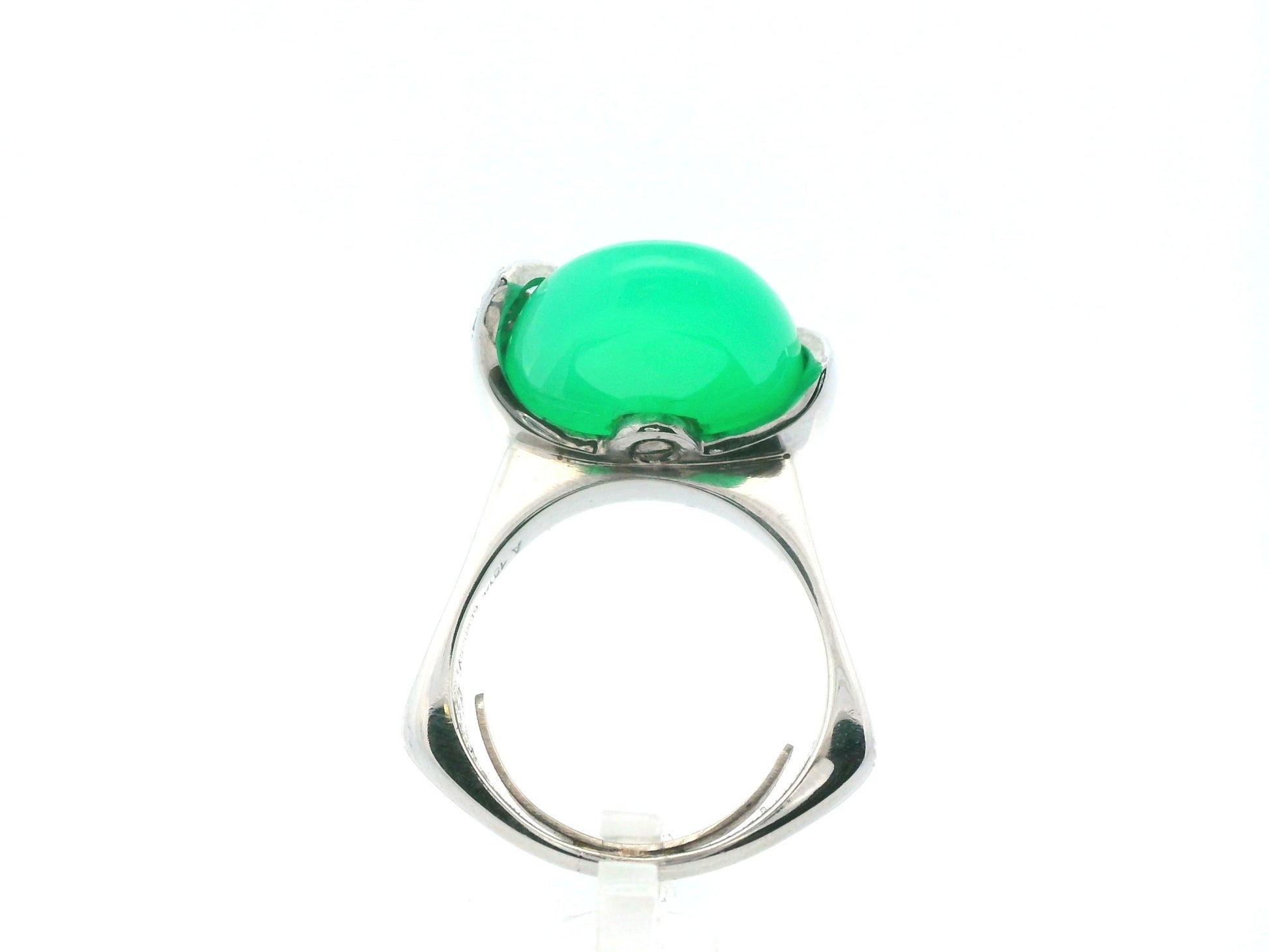 18k White Gold German Chrysoprase & Diamond Ring