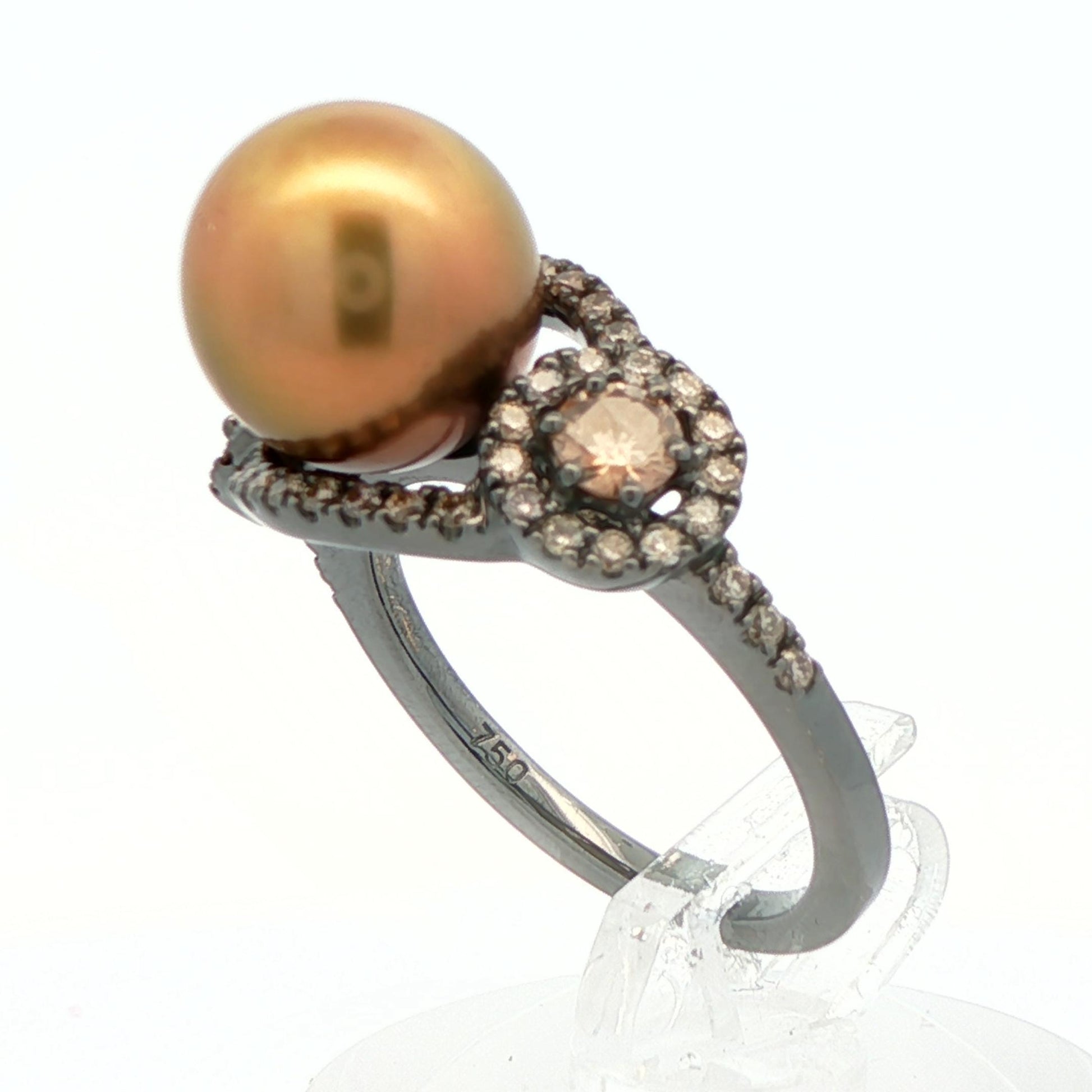 18k White Gold Black Rhodium Gold Pearl & Chocolate Diamond Ring