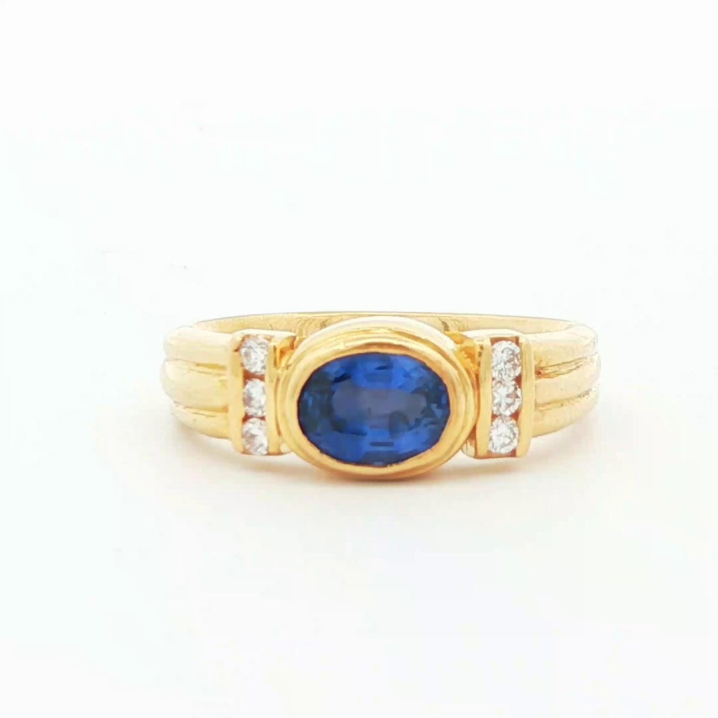 18K Yellow Gold Blue Sapphire & Diamond Ring