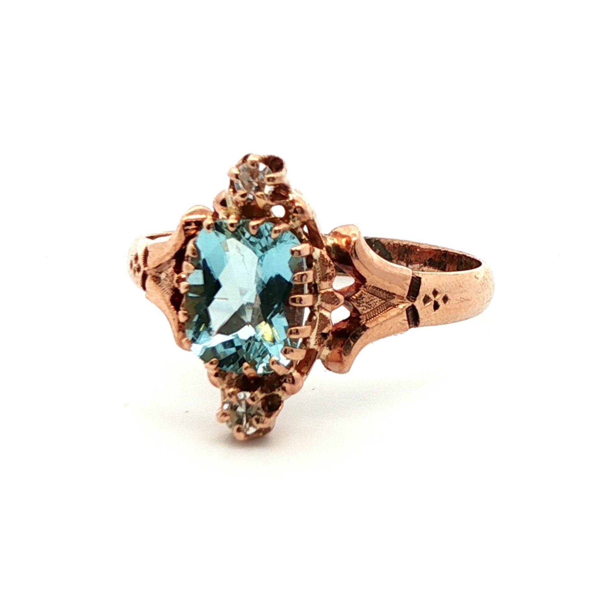 10k Yellow Gold Aquamarine & Diamond Victorian Ring