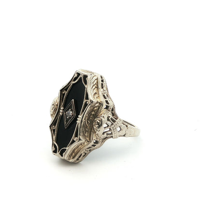 1920s Art Deco 14k White Gold Natural Diamond & Onyx Ring