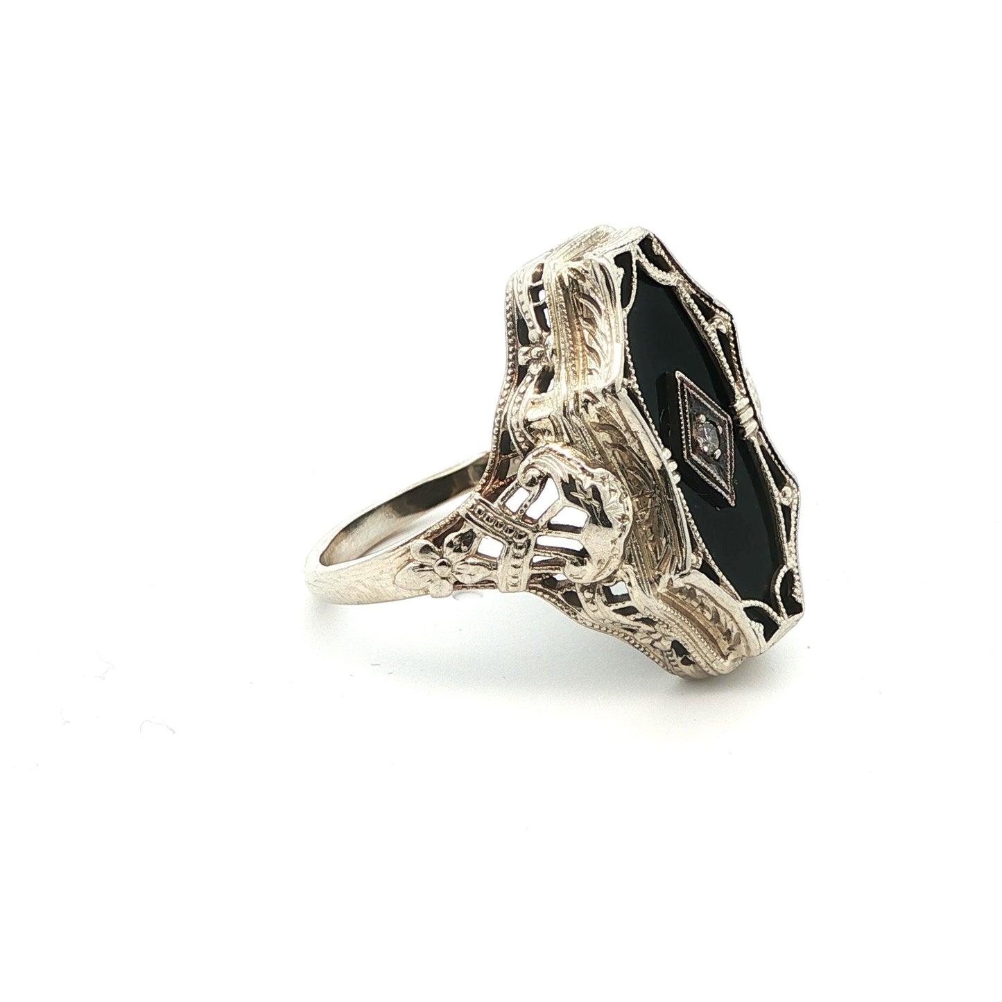 1920s Art Deco 14k White Gold Natural Diamond & Onyx Ring
