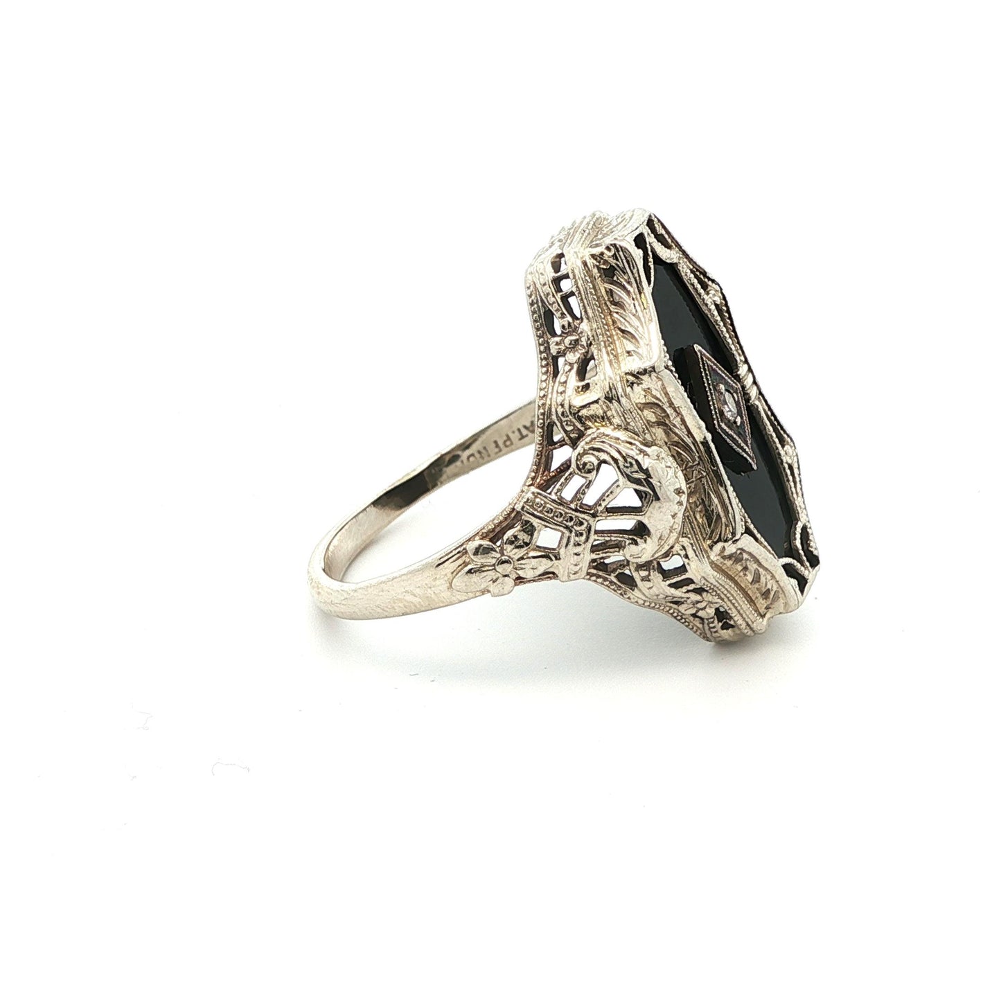 1920s Art Deco 14k White Gold Natural Diamond & Onyx Ring