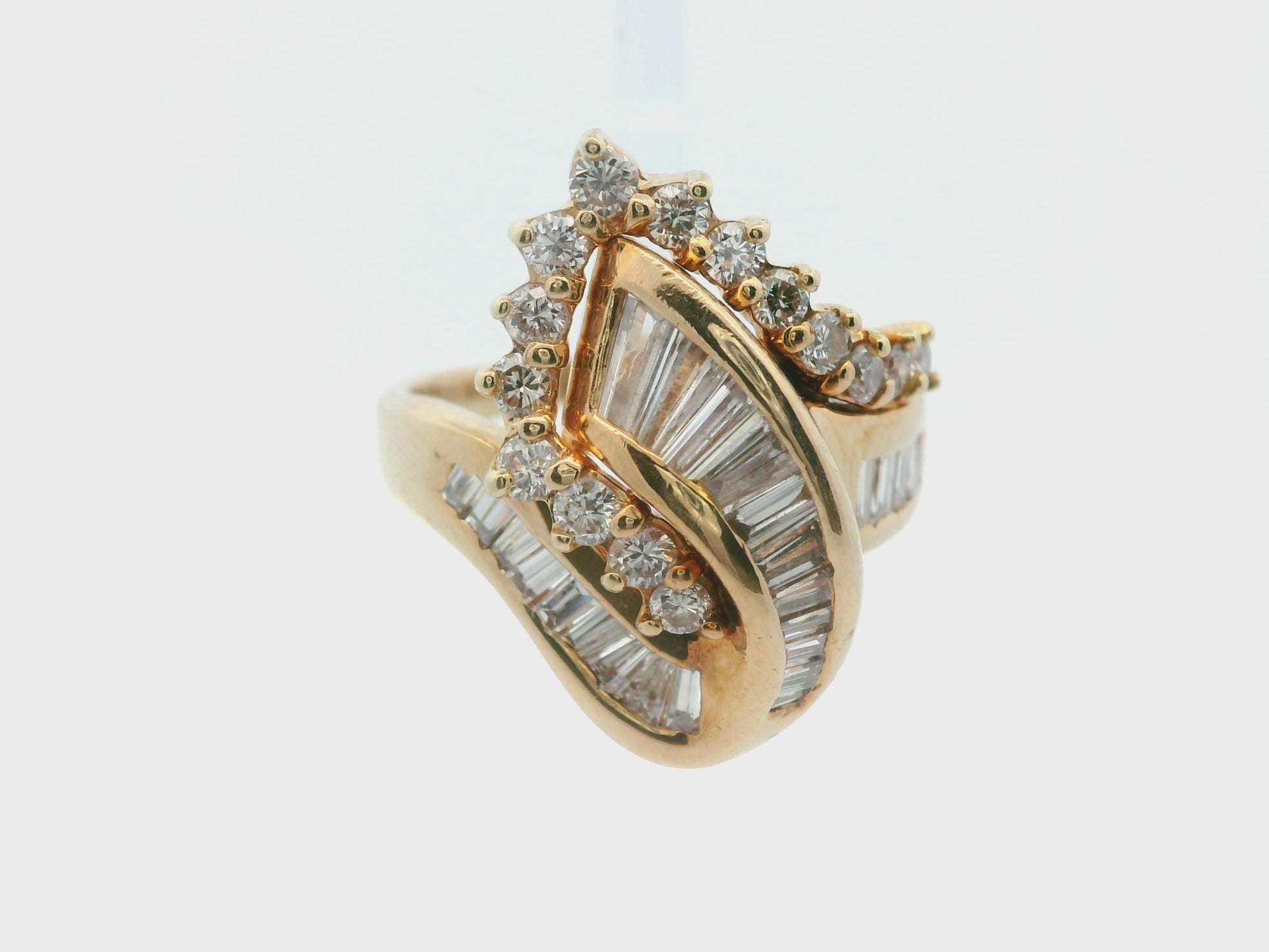 14k Yellow Gold Baguette and Round Diamond Cluster Ring