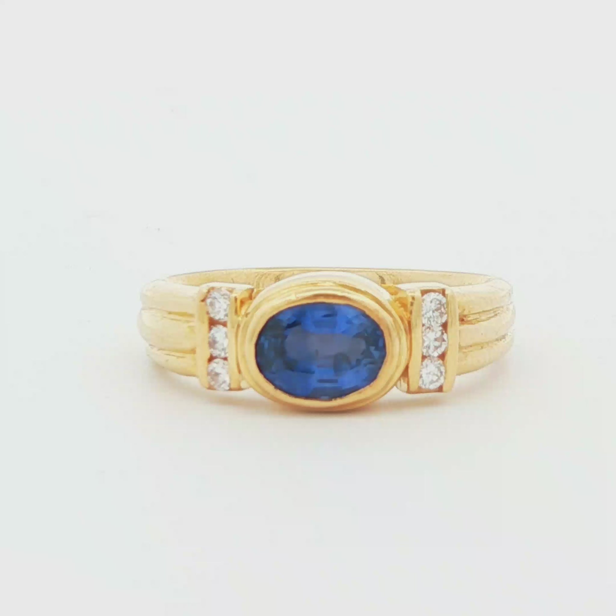 18K Yellow Gold Blue Sapphire & Diamond Ring