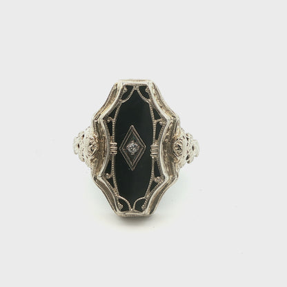 1920s Art Deco 14k White Gold Natural Diamond & Onyx Ring